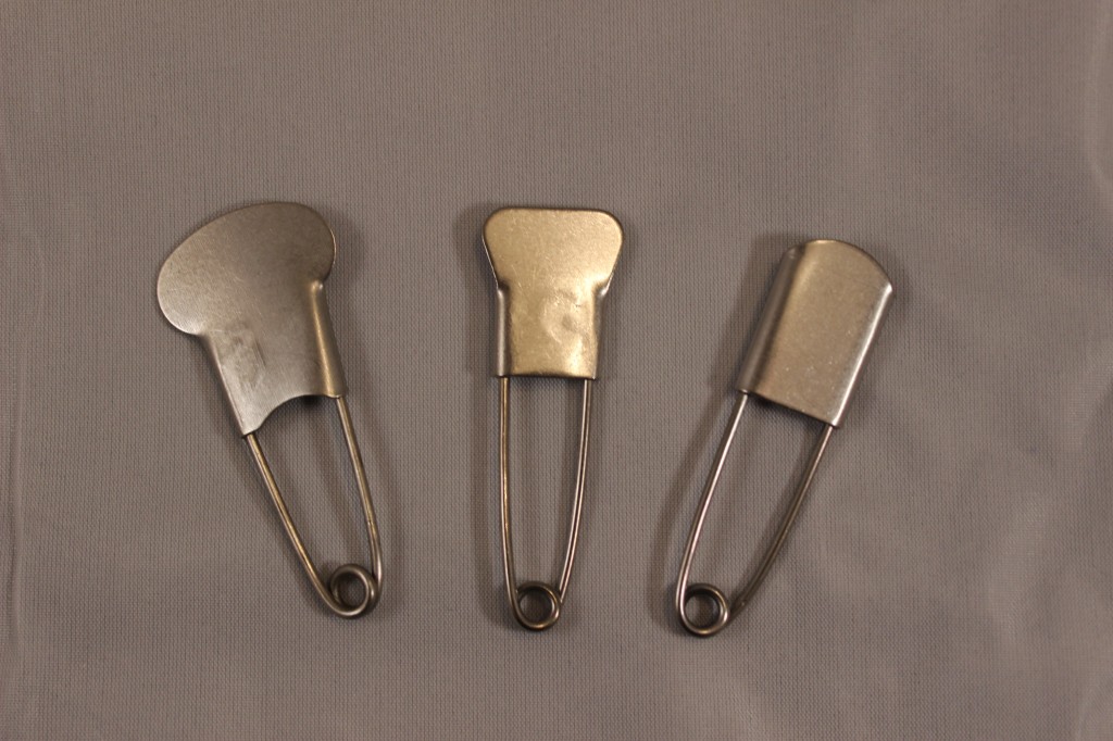 Marking Pins - Wholesale Prices on Safety Pins by Strang Advance